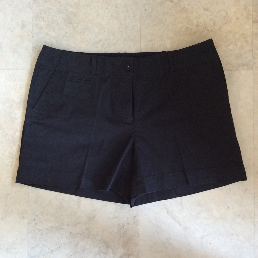 Black LIZWEAR Shorts Size 16